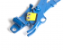 pince insertion couteau lateral close up 